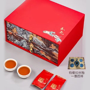 素言茶坊 和礼红茶礼盒 （正山小种250g+一壶四杯）
