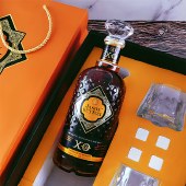 【礼盒装 配酒杯2个】法国进口洋酒 卡罗三世X0白兰地 40度 配礼袋 700ML/瓶
