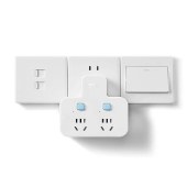 公牛 吸塑装晴空蓝品字形一转多转换器 98023 一转二分控转接头插排插座转换插头