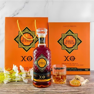 【礼盒装 配酒杯2个】法国进口洋酒 卡罗三世X0白兰地 40度 配礼袋 700ML/瓶
