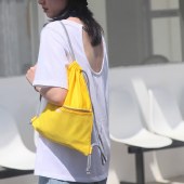 又见美物初遇系列芝麻格抽绳背袋EB1109